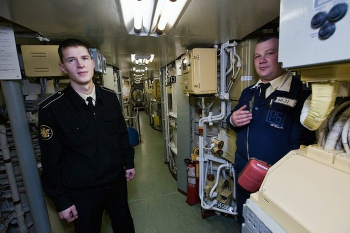 Bên trong tàu ngầm K-84 Ekaterinburg